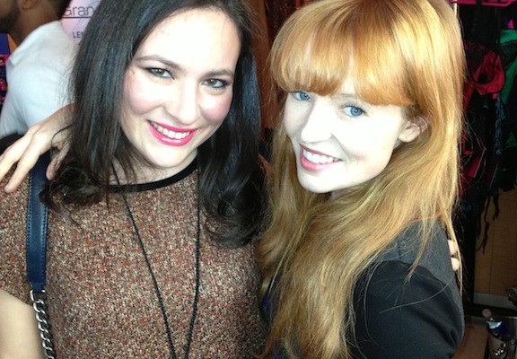 With Hunger Games Star Stef Dawson at GBK Celebrity Gifting Lounge American Music Awards 2013