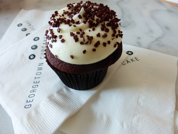 Georgetown Cupcakes Chocolate with Vanilla Beverly Hills Robertson Blvd