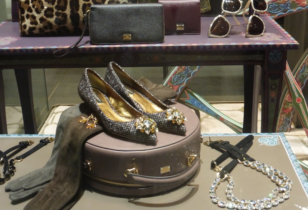 Dolce & Gabbana gorgeous belts gloves winter 2014 NYC ready